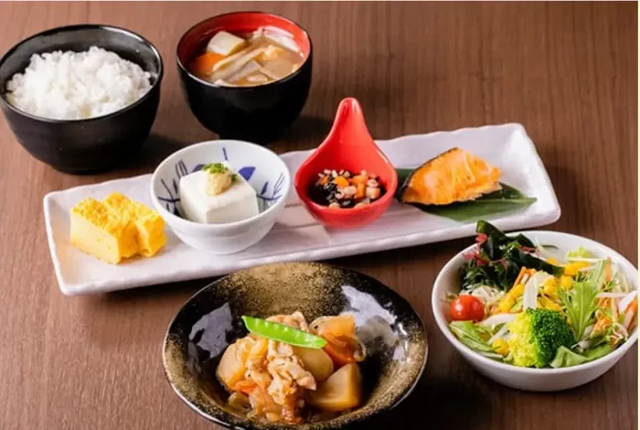 朝食ビュッフェ